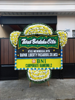 Papan Bunga Duka di Siantar Barat