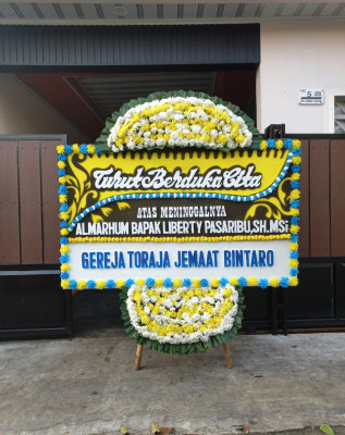 Papan Bunga Duka di Siantar Barat